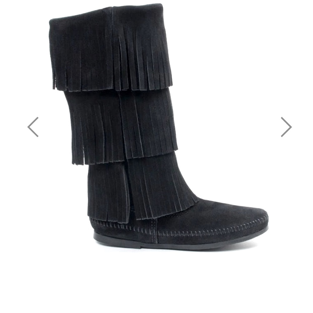 Black Minnetonka 3 Layer Fringe Boot Size 7 - image 1